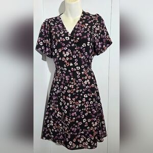Dress Womens SMALL Floral Short Sleeve Casual